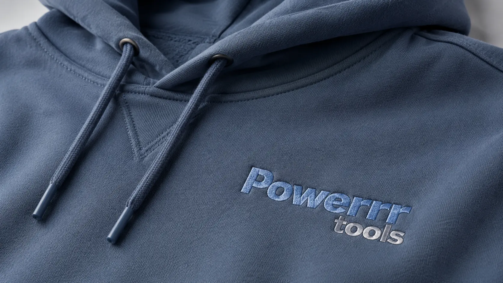 Geborduurde sweater of hoodie met logo van Powerrr tools