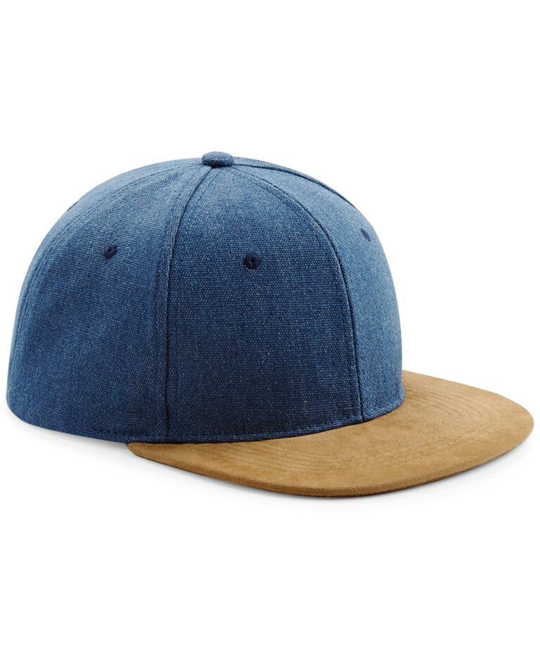 Snapback met suède klep