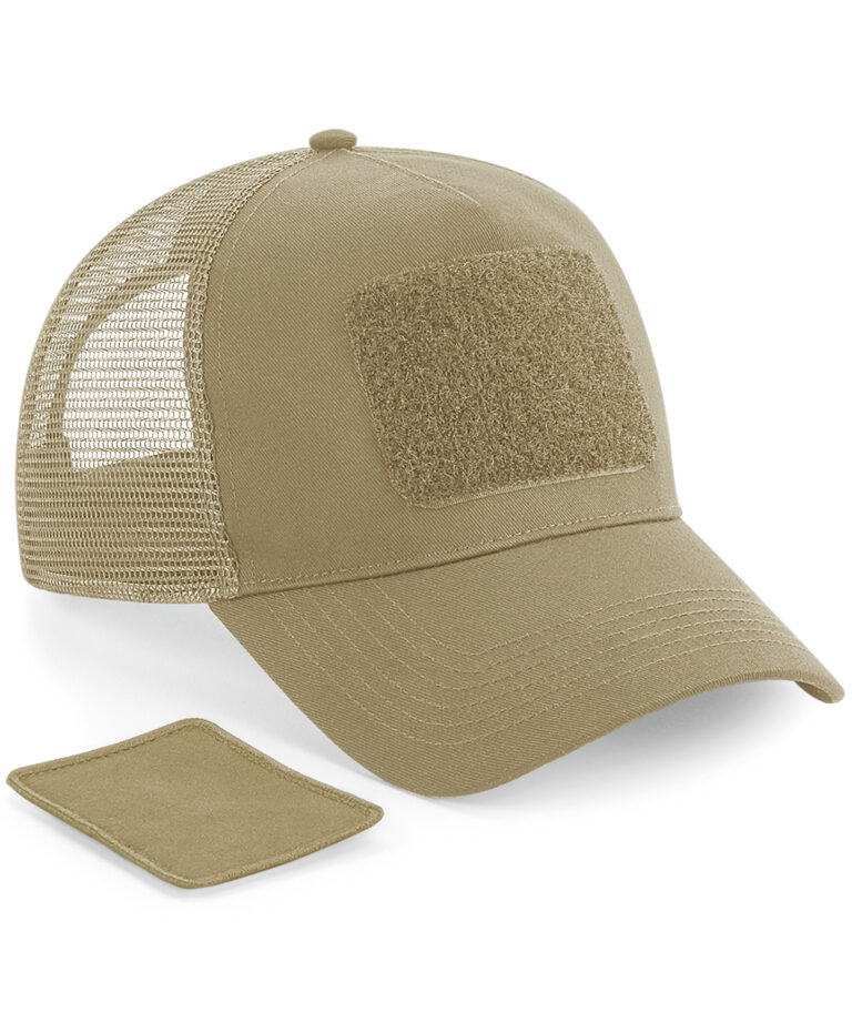 Snapback truckerpet met patch
