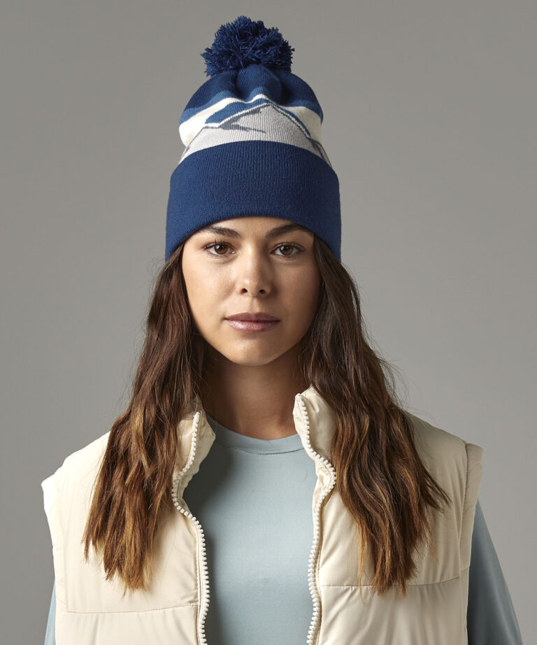 Mountain Peaks muts met pompon